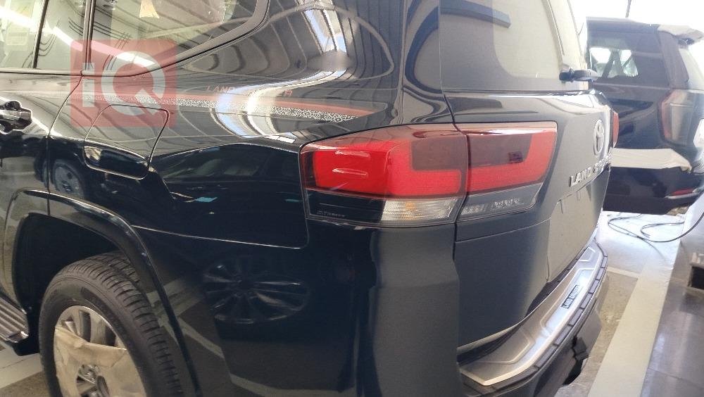 تويوتا لاندكروزر